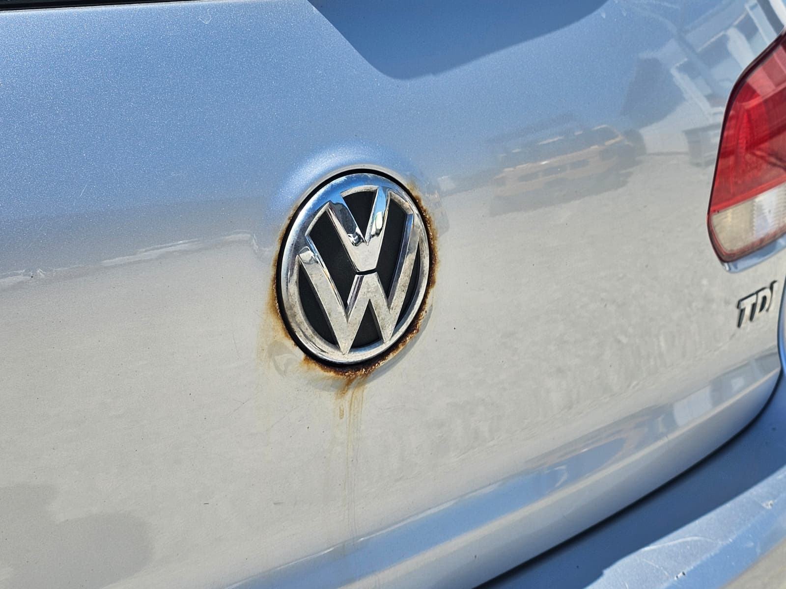 Volkswagen Golf 1.6 TDI 77 kW - oštećeno vozilo. DOSTAVA GRATIS!!!, fotografija 11