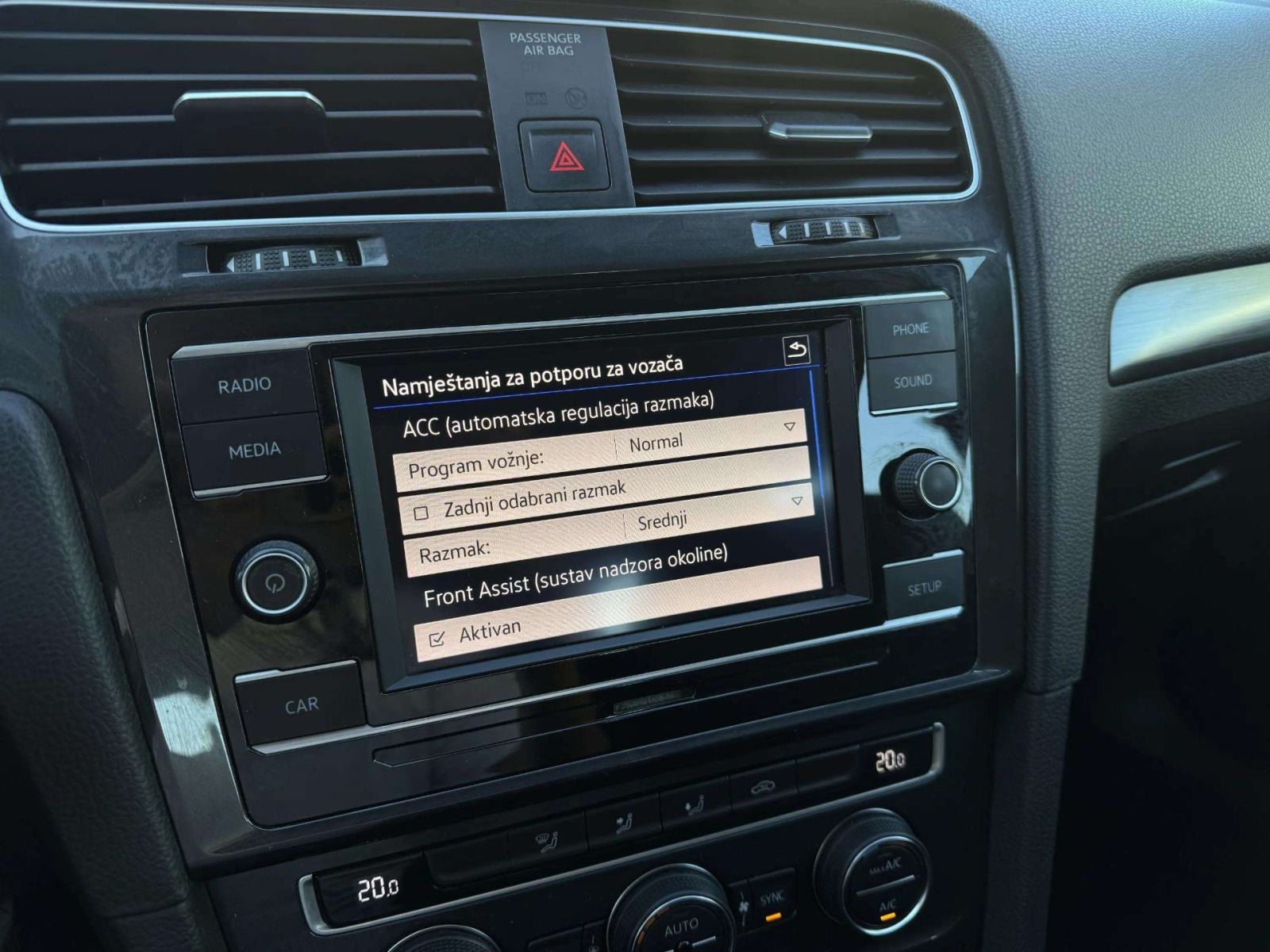 Volkswagen Golf 1,6 TDI Comfort, fotografija 13