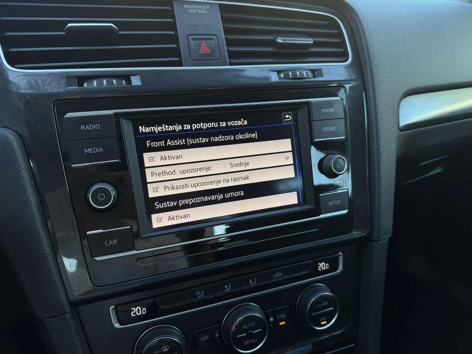 Volkswagen Golf 1,6 TDI Comfort, fotografija 14