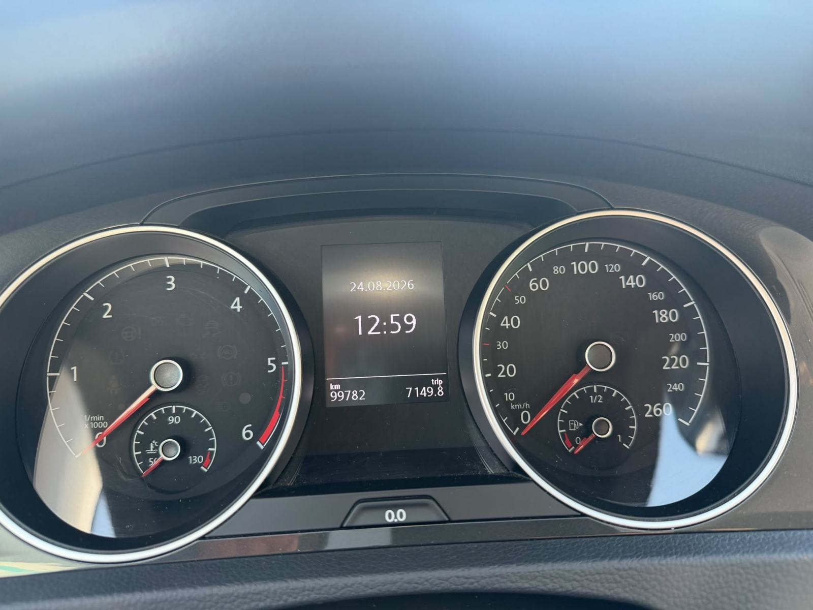 VOLKSWAGEN GOLF VII 1.6 TDI COMFORTLINE - BOGATA OPREMA - TOP STANJE, fotografija 8