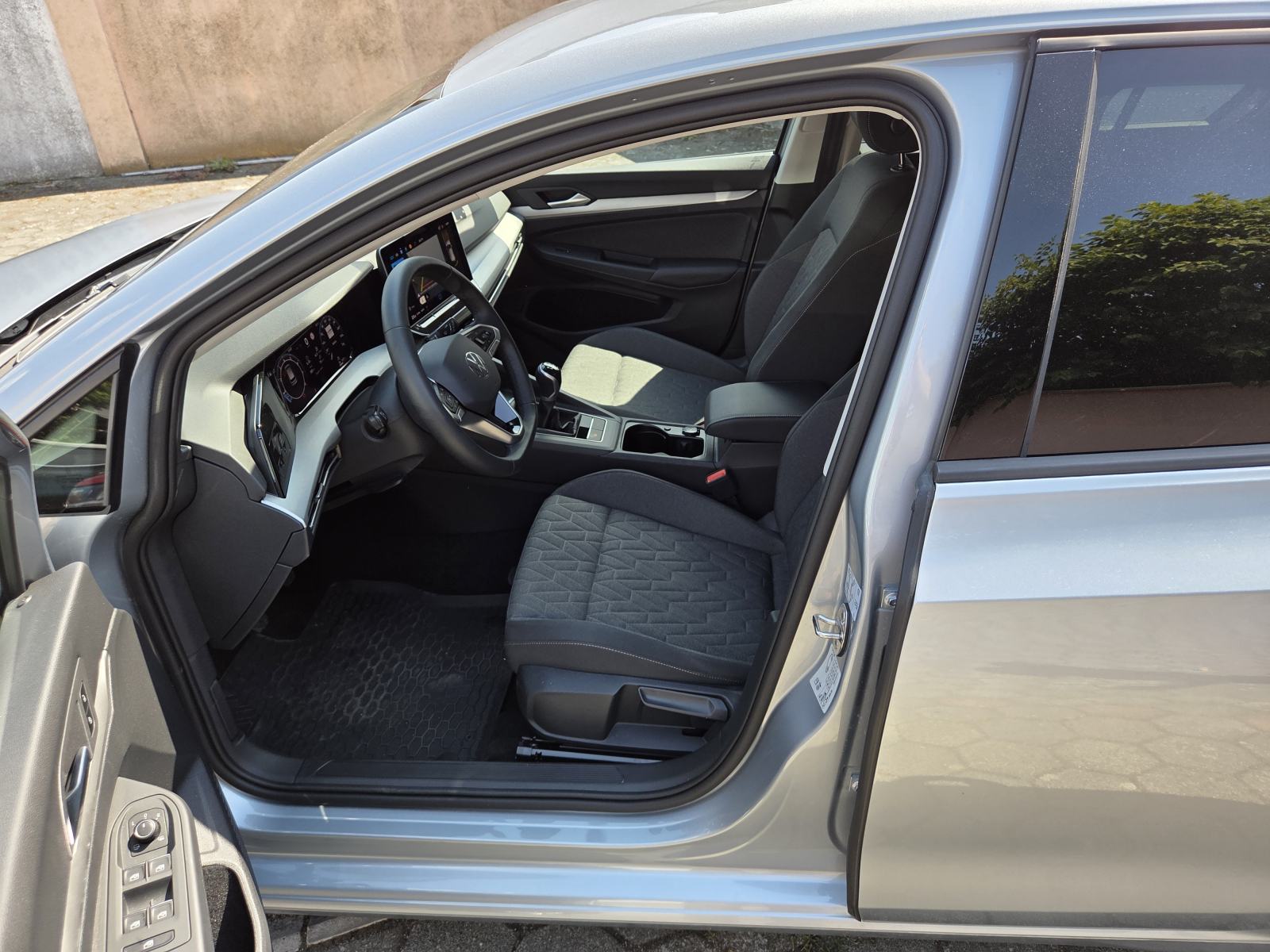 Volkswagen GOLF 8 1.5 TSI Life Plus, fotografija 8