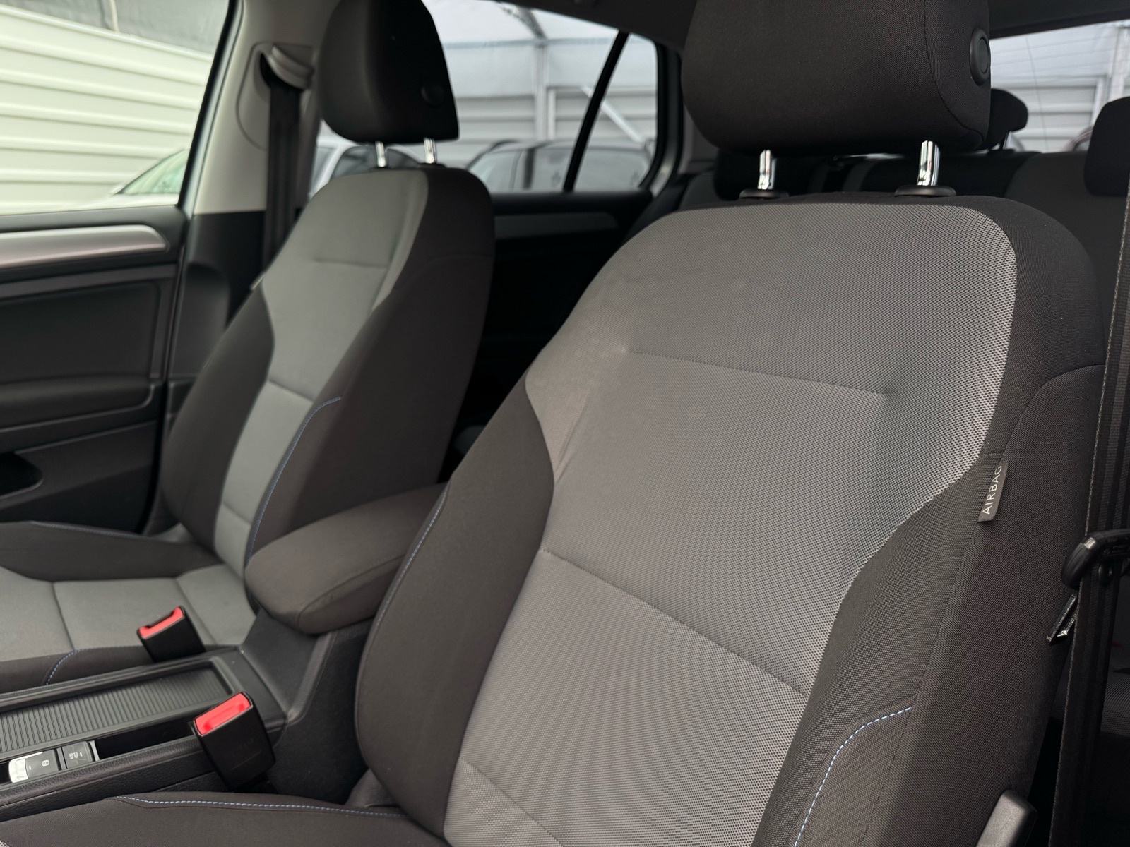 Volkswagen Golf E GOLF - SAMO 78.000 KM - NAVI - ODLIČEN..., fotografija 11