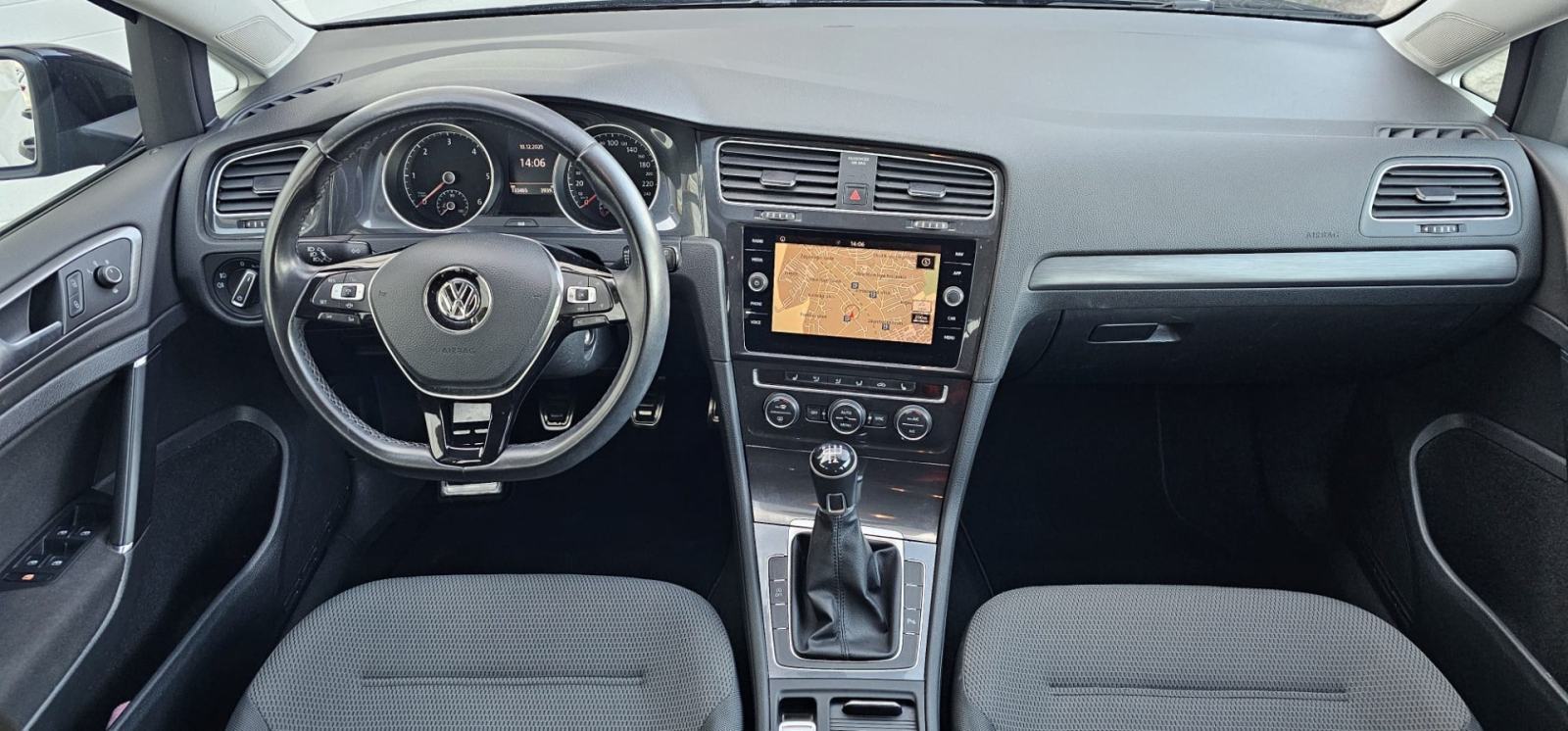 Volkswagen Golf Golf 1,6 TDI BMT,133000 km,1 GOD.REG. SERVIS NAPRAVLJE, fotografija 10