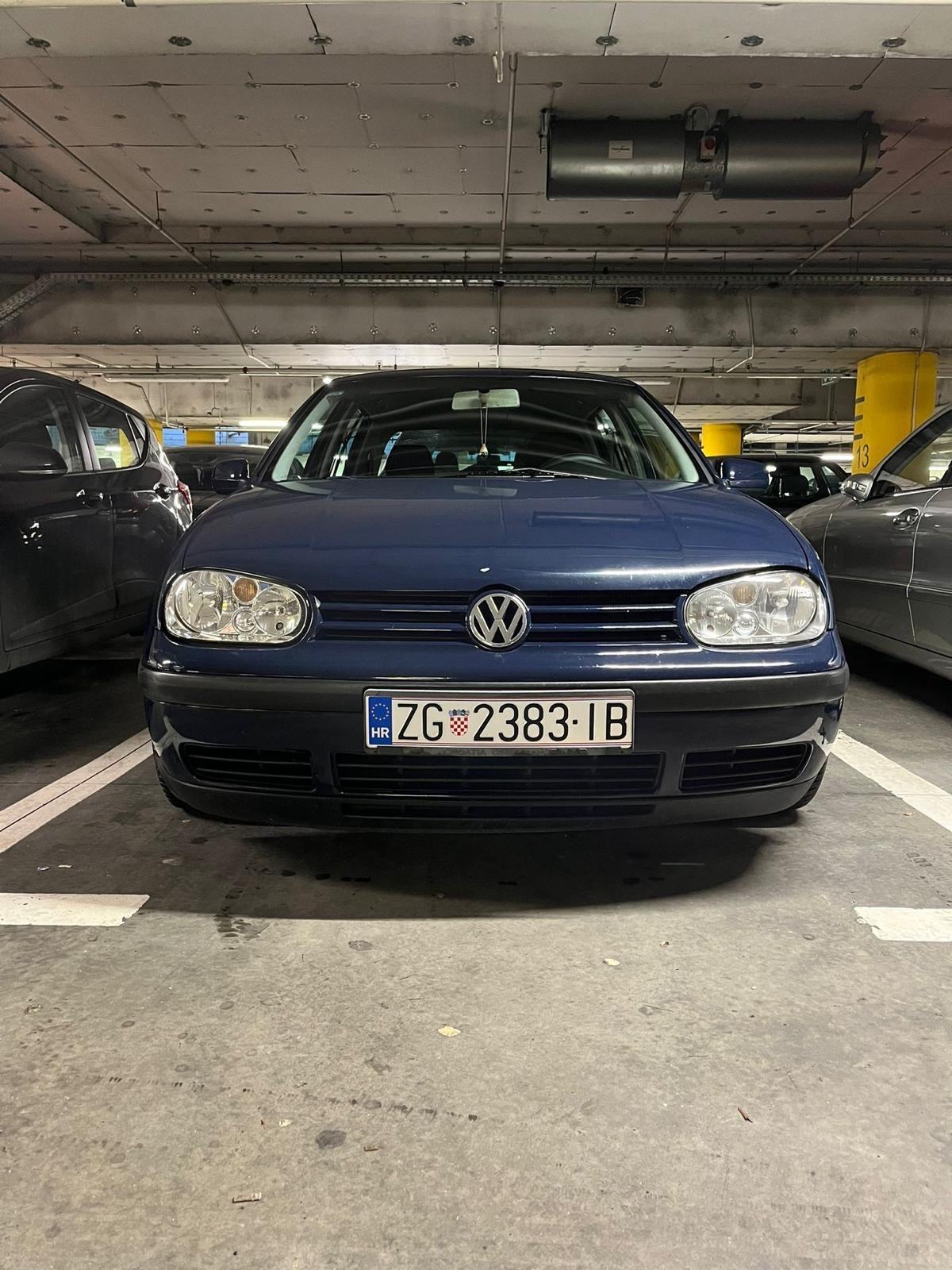 VOLKSWAGEN GOLF IV 1.9 TDI 81kW, fotografija 1