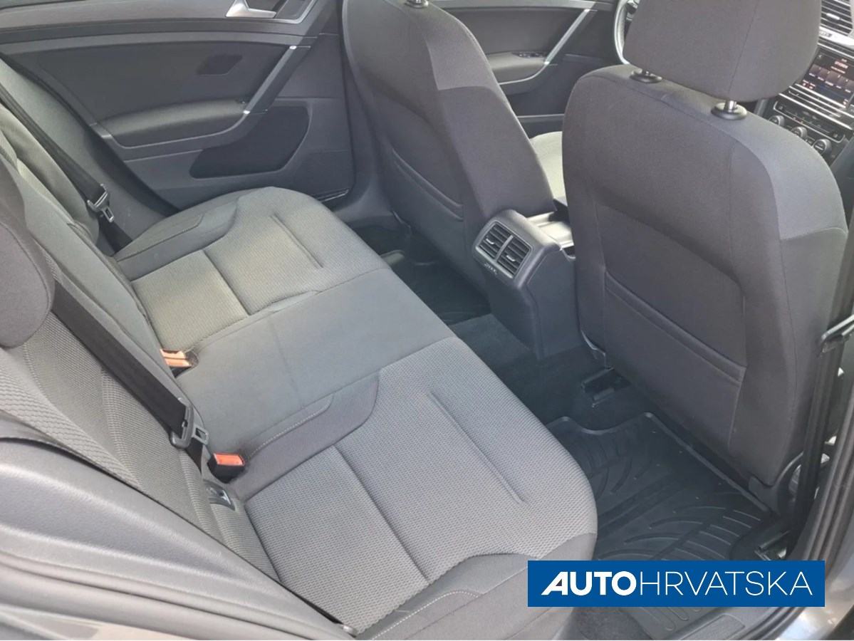 VOLKSWAGEN GOLF VII 1.6 TDI COMFORTLINE, 15.990,00 €, fotografija 13