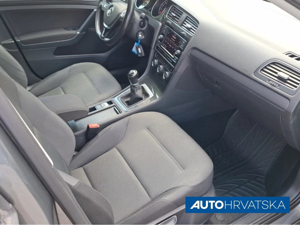 VOLKSWAGEN GOLF VII 1.6 TDI COMFORTLINE, 15.990,00 €, fotografija 14