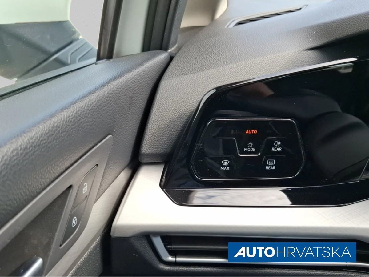 VOLKSWAGEN GOLF VIII 2.0 TDI LIFE, 18.490,00 €, fotografija 19