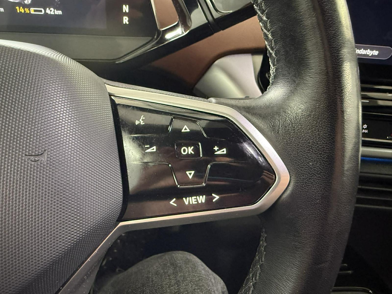 Volkswagen ID.4 PRO +4ALU.KOŽA.KAMERA.NAVI.ACC.LED.82 KW, fotografija 13