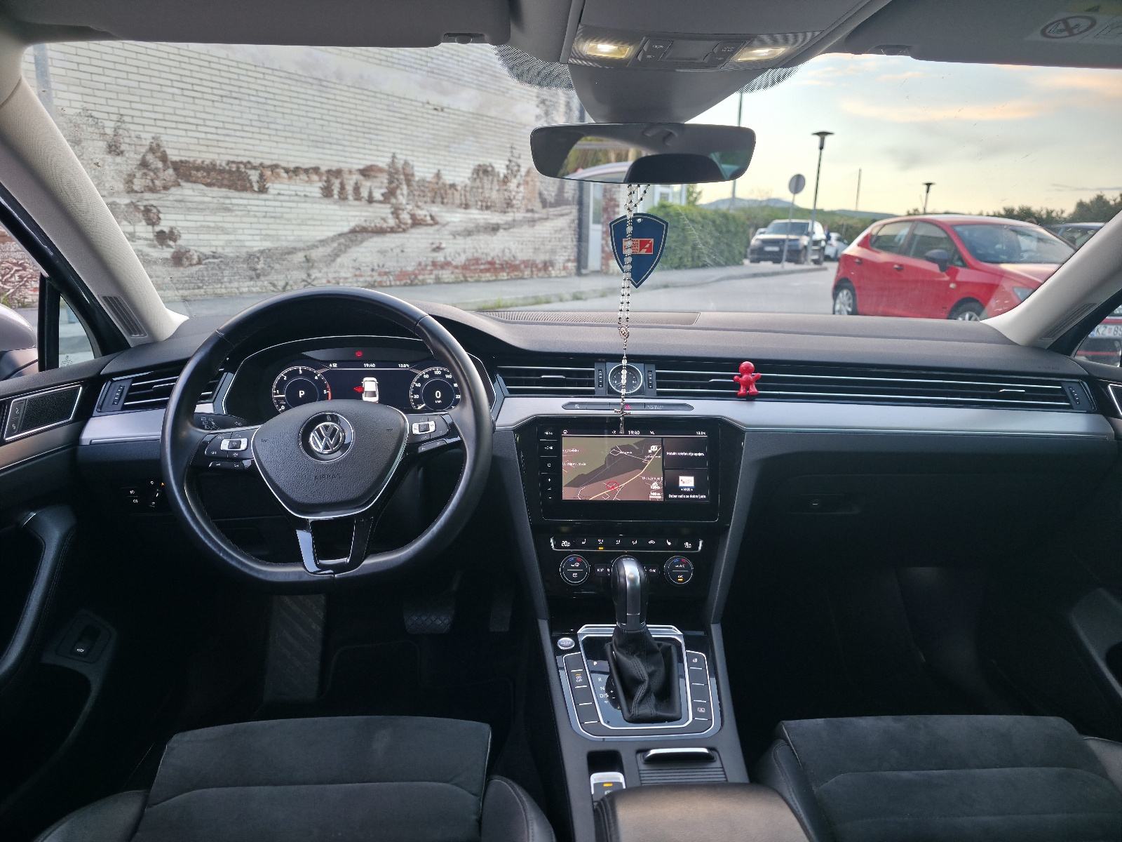 VW PASSAT 1.6 TDI DSG AUTOMATIK, VIRTUALNI KOKPIT,ALCANTARA, fotografija 9