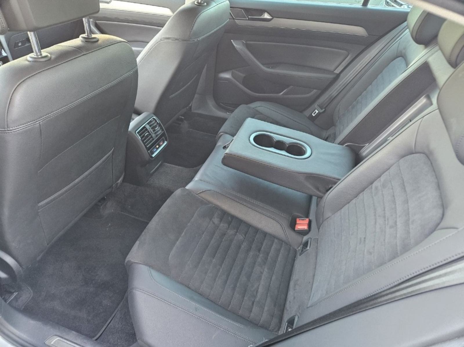 VW PASSAT 1.6 TDI DSG AUTOMATIK, VIRTUALNI KOKPIT,ALCANTARA, fotografija 8