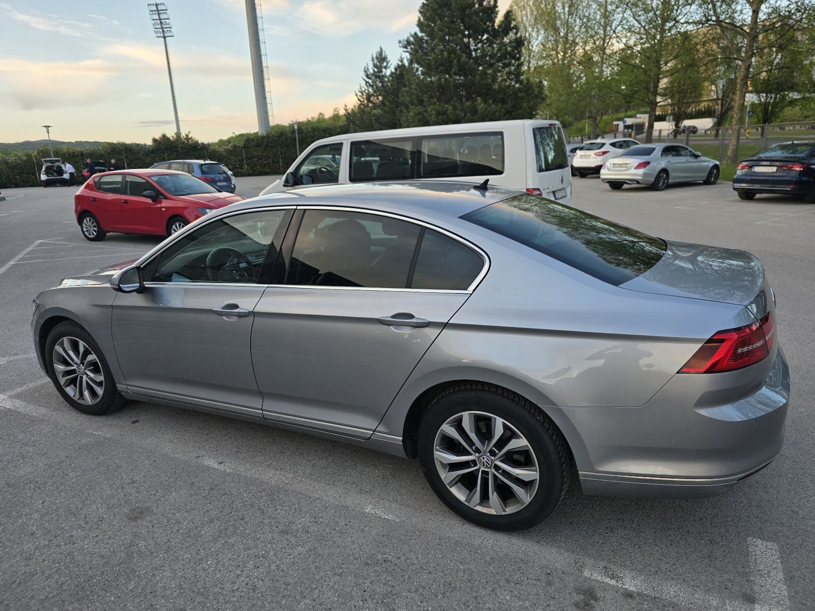VW PASSAT 1.6 TDI DSG AUTOMATIK, VIRTUALNI KOKPIT,ALCANTARA, fotografija 3