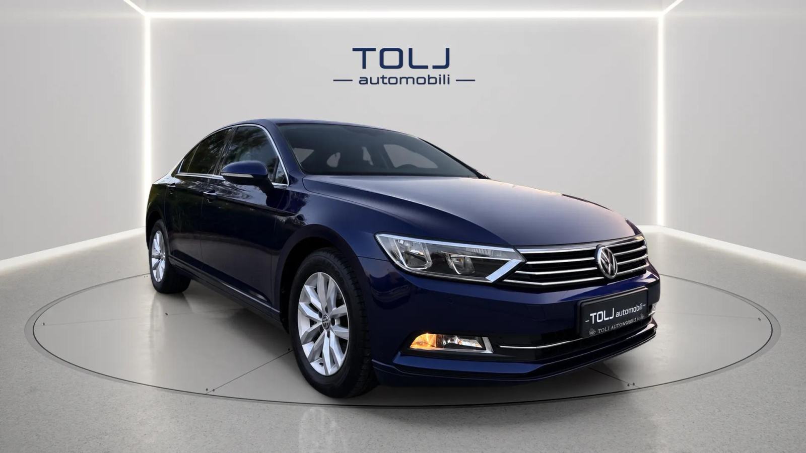 Volkswagen Passat 2,0 TDI DSG COMFORTLINE, fotografija 3