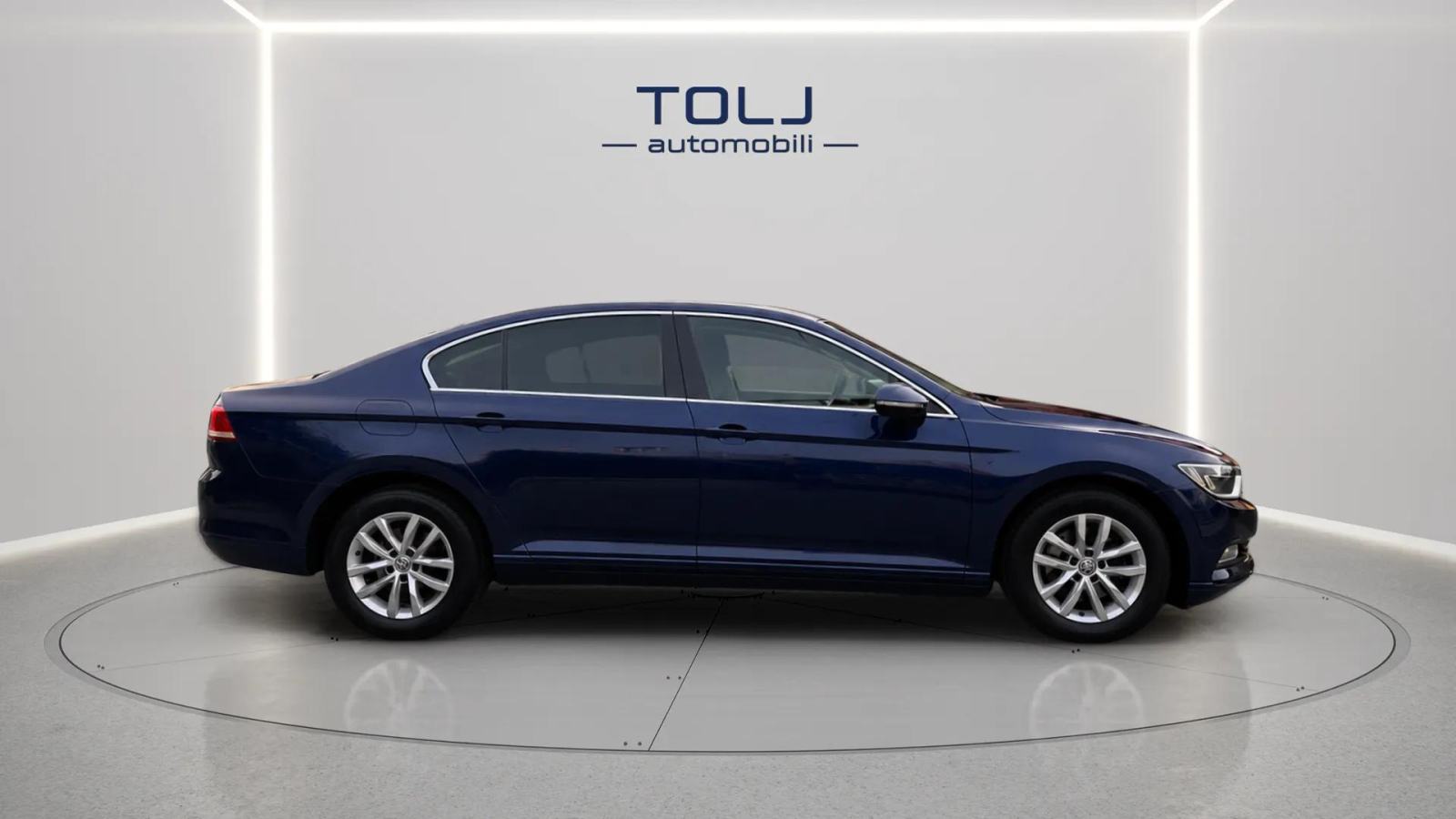 Volkswagen Passat 2,0 TDI DSG COMFORTLINE, fotografija 6