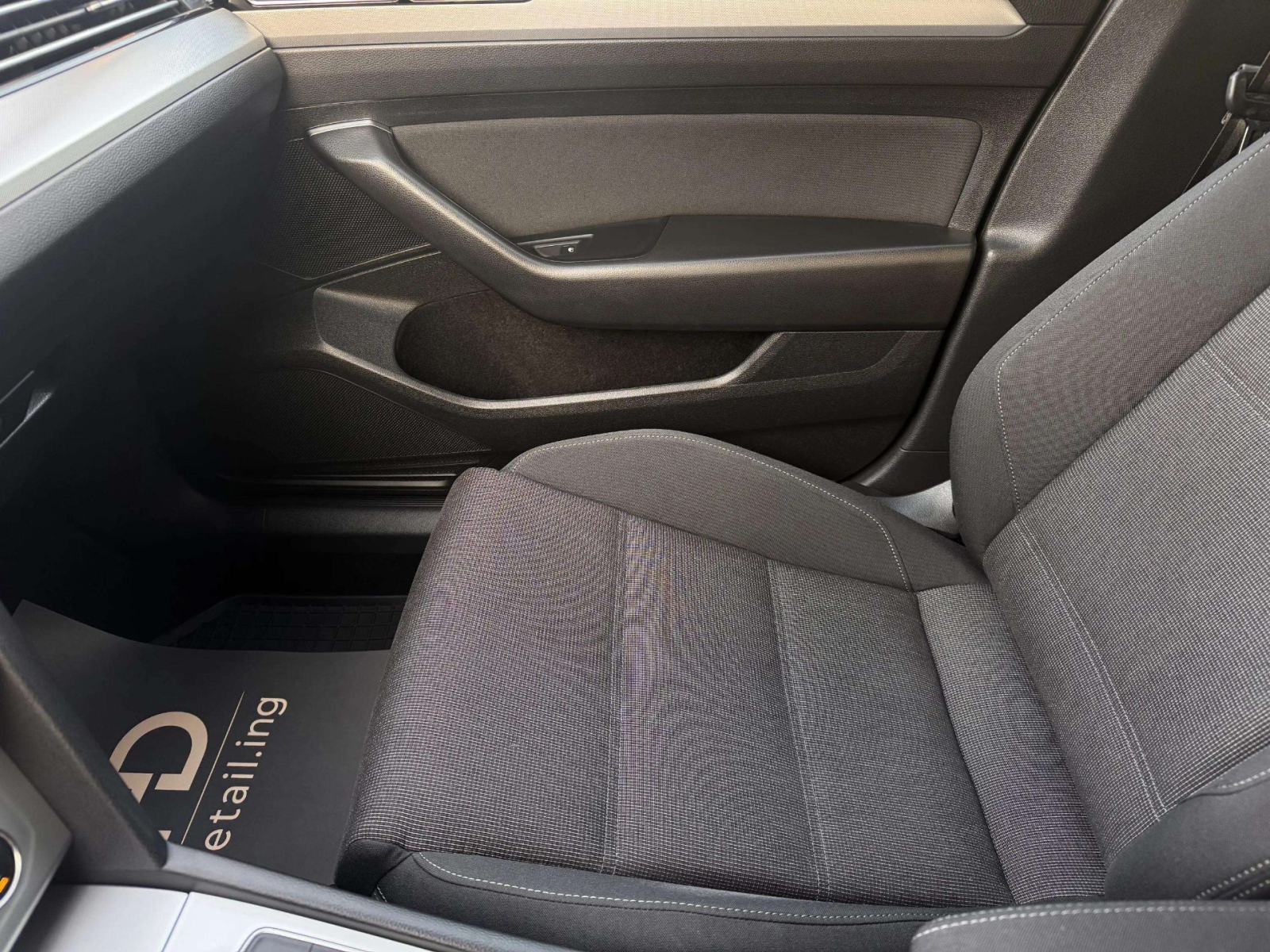 Volkswagen Passat 2,0 TDI DSG COMFORTLINE, fotografija 11