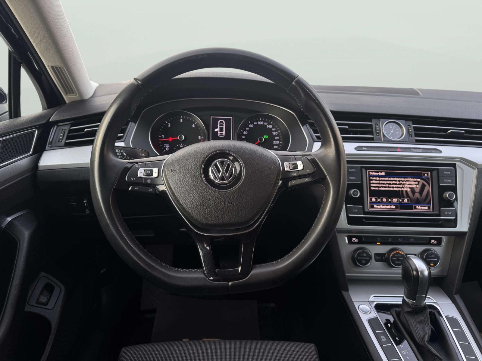 Volkswagen Passat 2,0 TDI DSG COMFORTLINE, fotografija 14