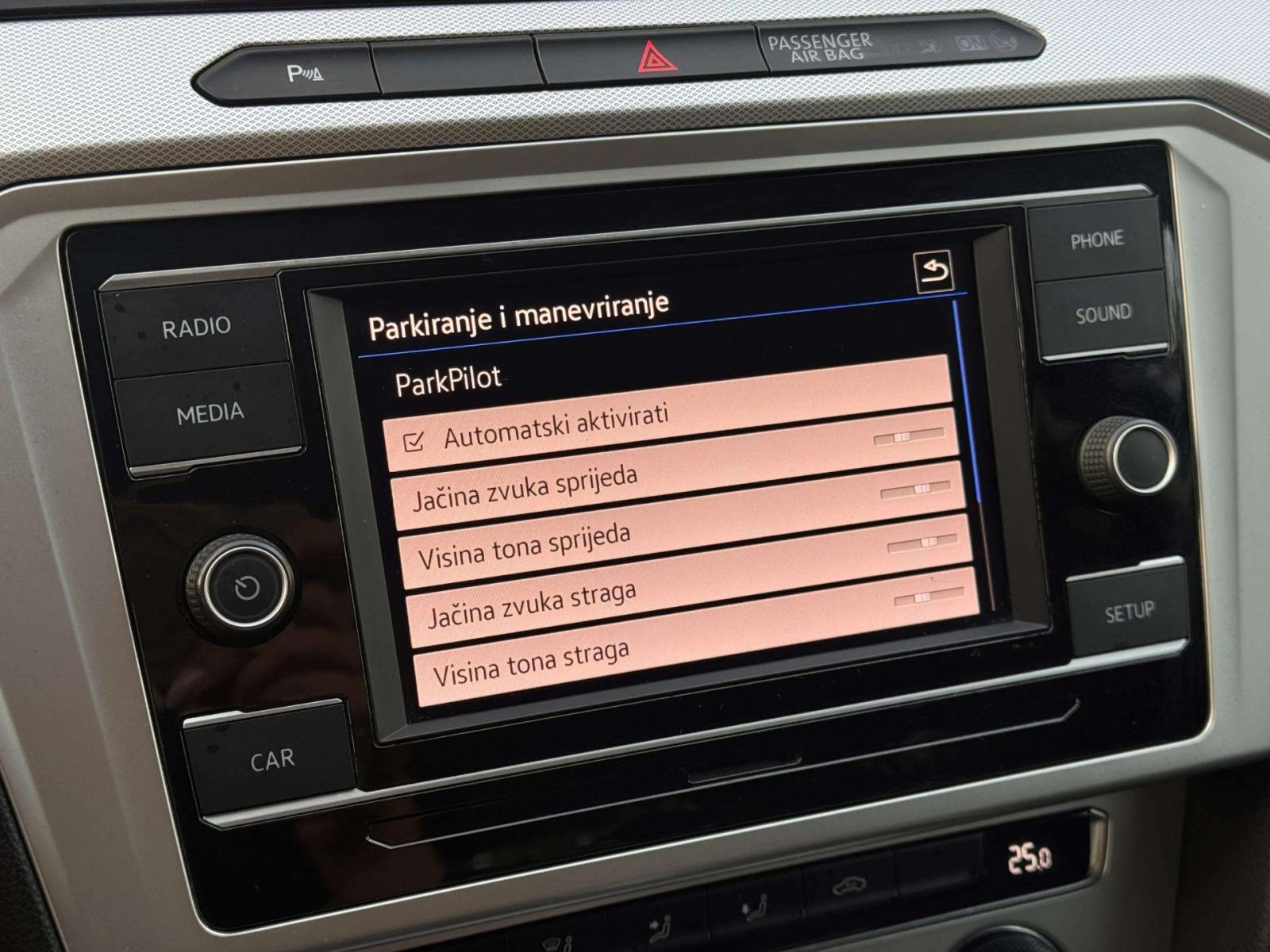 Volkswagen Passat 2,0 TDI DSG COMFORTLINE, fotografija 17