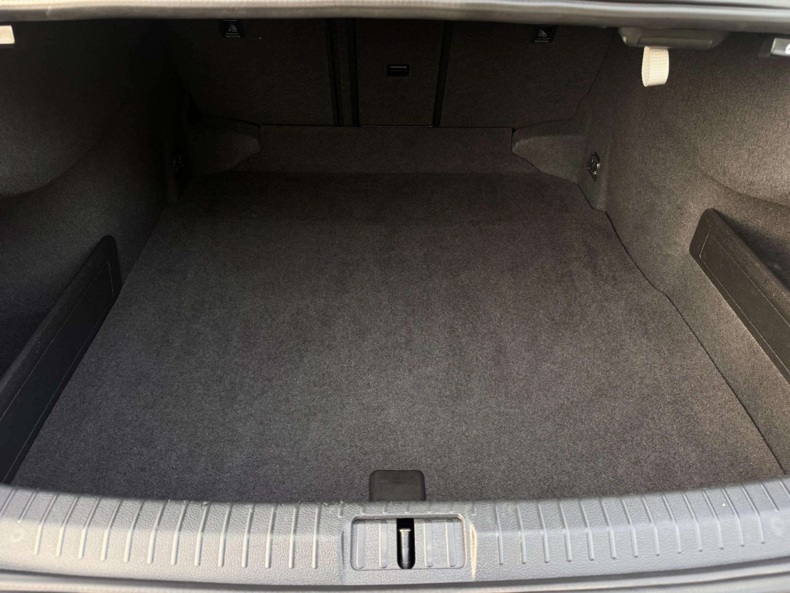 Volkswagen Passat 2,0 TDI DSG COMFORTLINE, fotografija 20