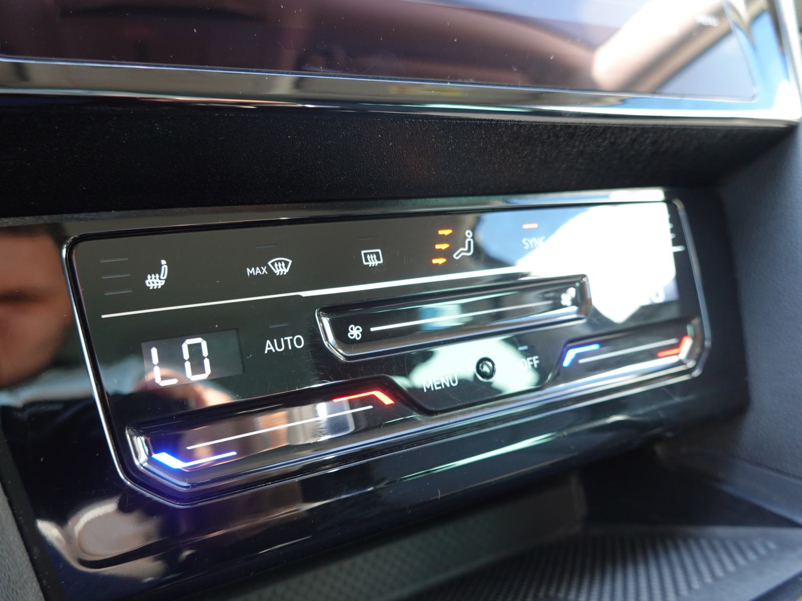 Volkswagen Passat Variant 2.0 TDI BMT SCR DSG+LED+NAVI+ACC+VL.KLJUKA, fotografija 11