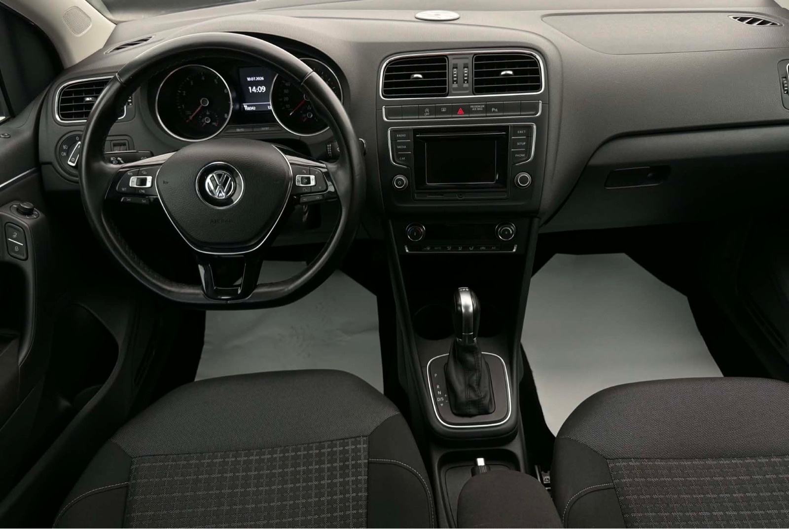 Volkswagen Polo 1.2 TSI - HIGHLINE - DSG - NAVI - PDC - KAO NOV, fotografija 8