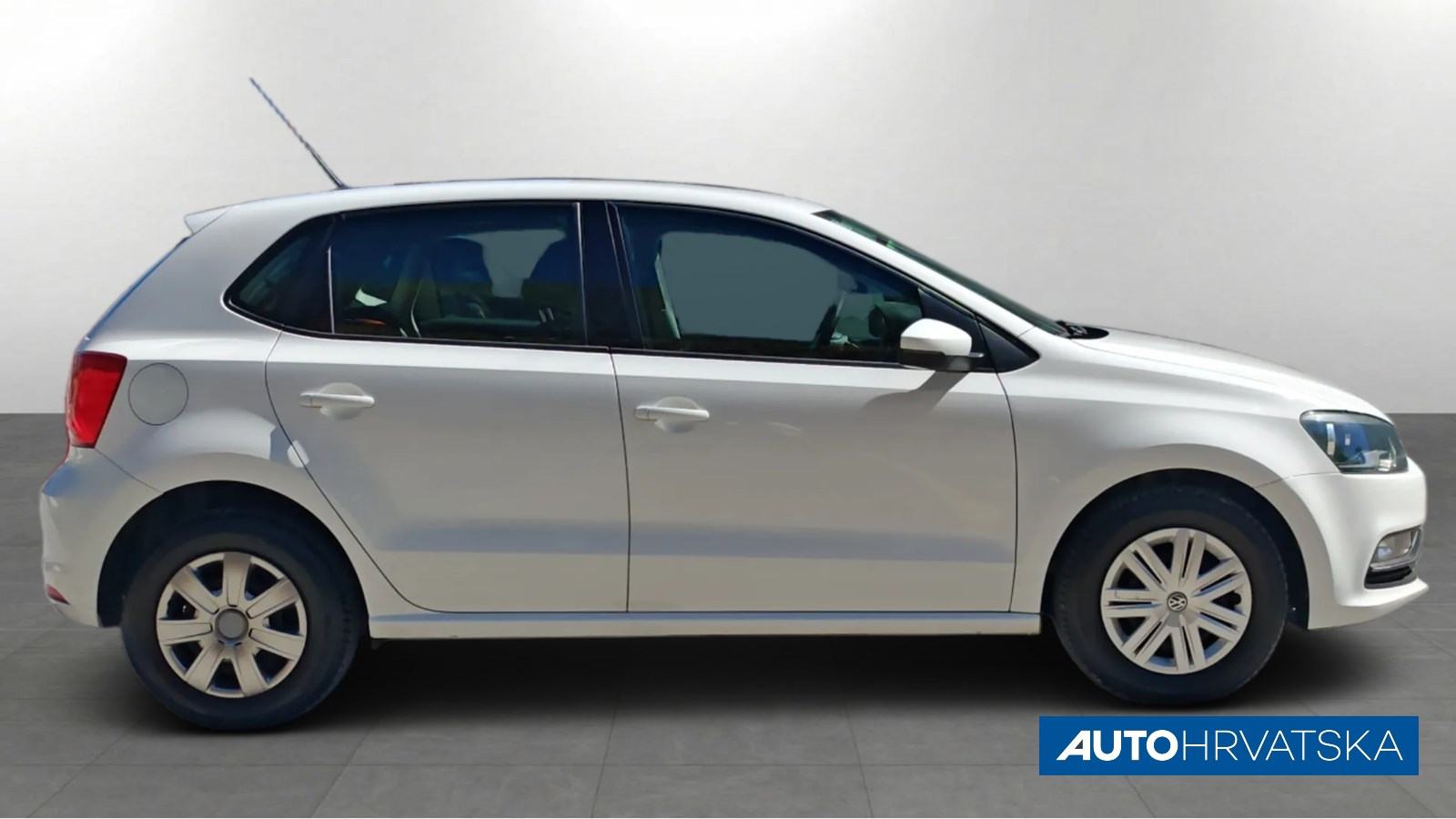 VOLKSWAGEN POLO 1.4 TDI TRENDLINE, 4.290,00 €, fotografija 4