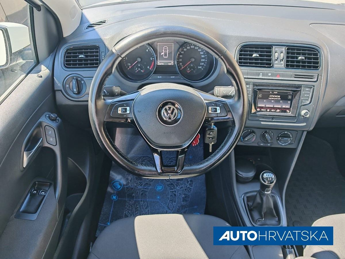 VOLKSWAGEN POLO 1.4 TDI TRENDLINE, 4.290,00 €, fotografija 14