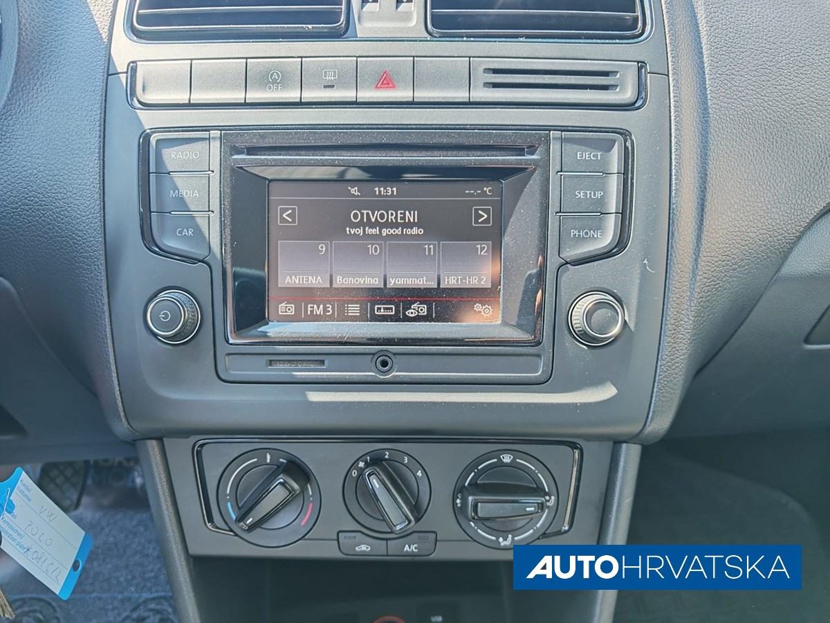 VOLKSWAGEN POLO 1.4 TDI TRENDLINE, 4.290,00 €, fotografija 16