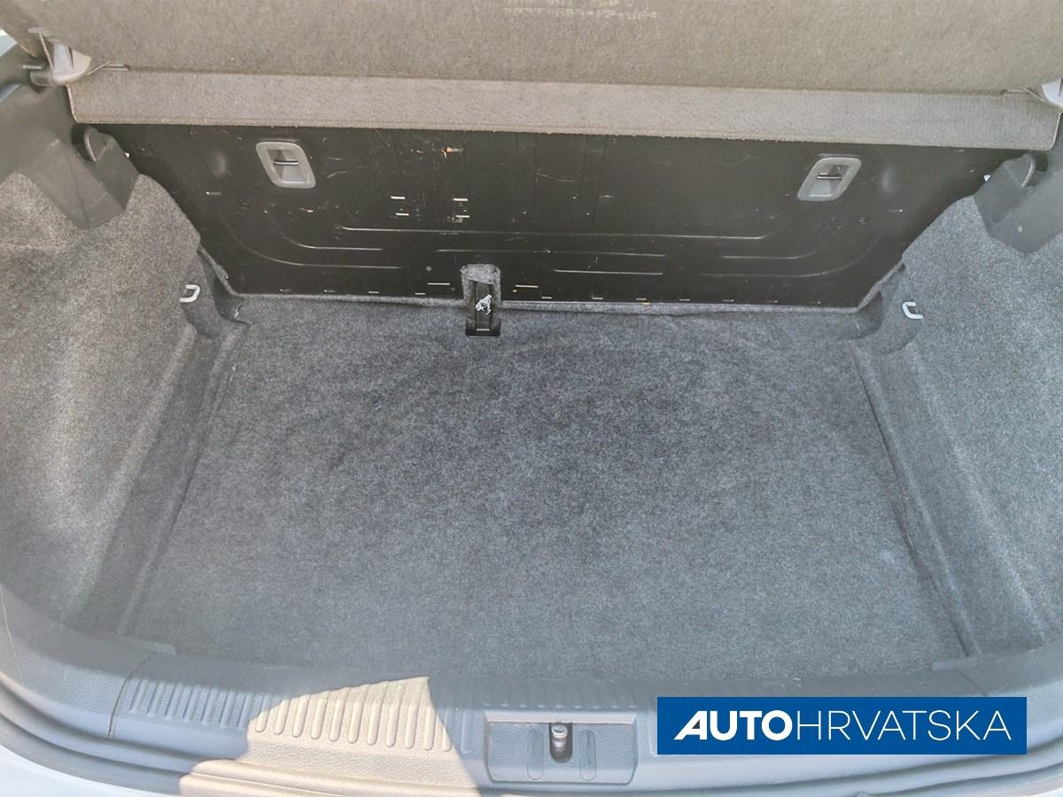 VOLKSWAGEN POLO 1.4 TDI TRENDLINE, 4.290,00 €, fotografija 19
