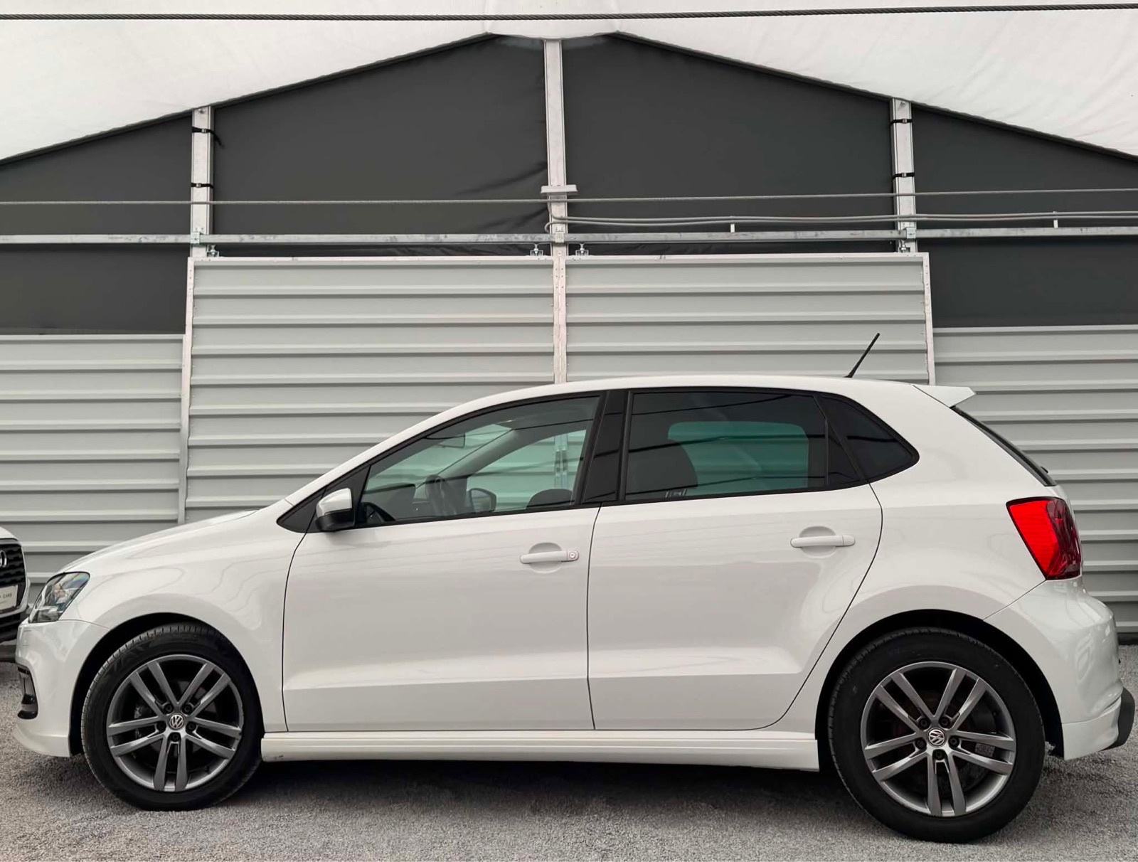 Volkswagen Polo R LINE - LED ŽAROMETI - ALU, fotografija 3