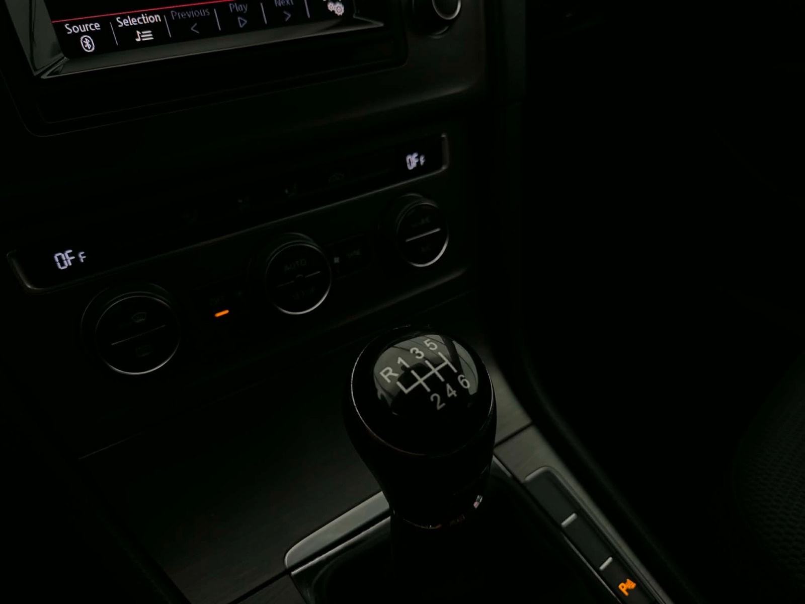 Volkswagen Polo R LINE - LED ŽAROMETI - ALU, fotografija 16