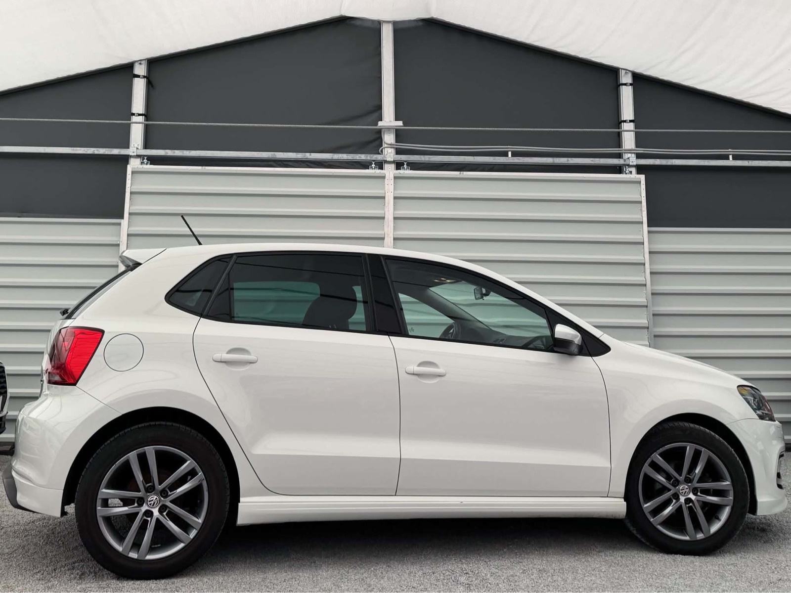 Volkswagen Polo R LINE - LED ŽAROMETI - ALU, fotografija 4