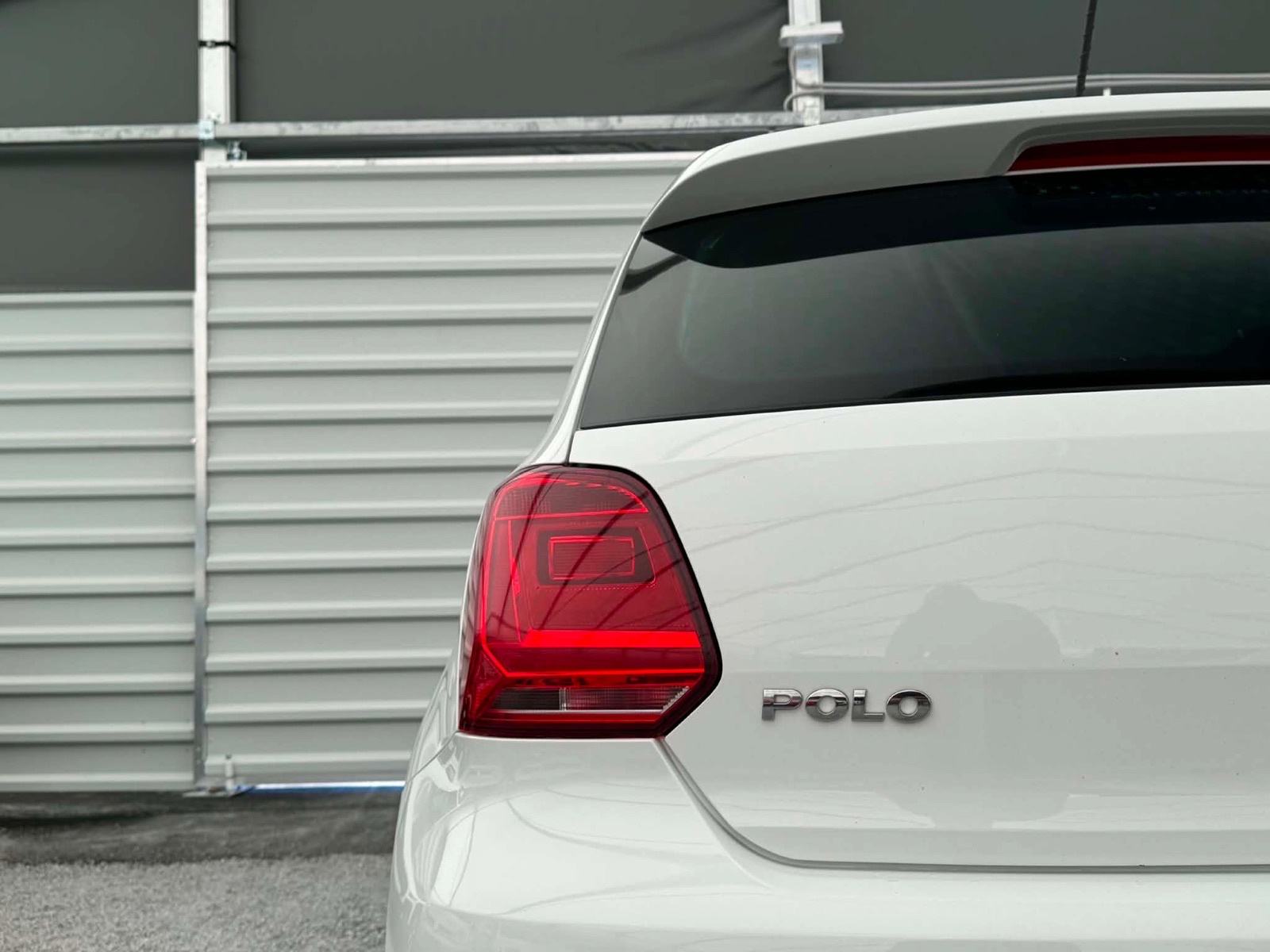 Volkswagen Polo R LINE - LED ŽAROMETI - ALU, fotografija 8