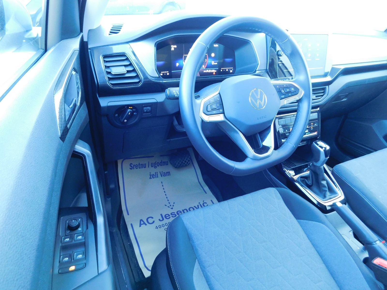 Volkswagen T-Cross 1.0 TSI DSG Life Plus, fotografija 9