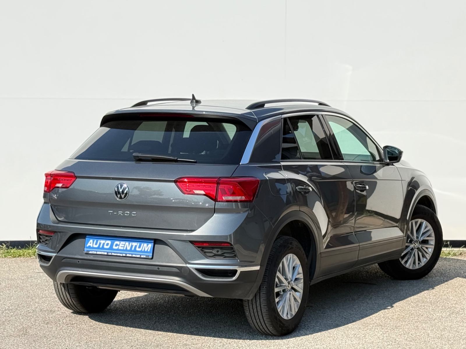 Volkswagen T-Roc 1,0 TSI BMT, fotografija 3
