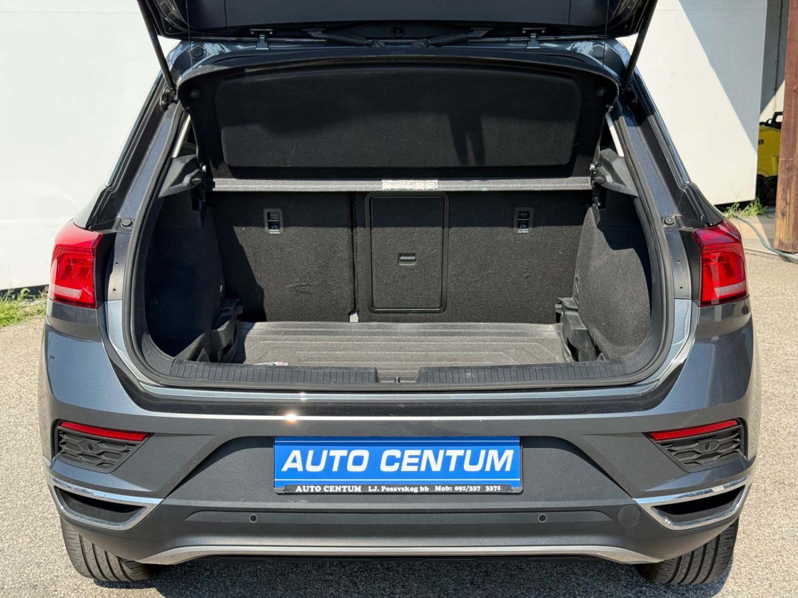 Volkswagen T-Roc 1,0 TSI BMT, fotografija 15