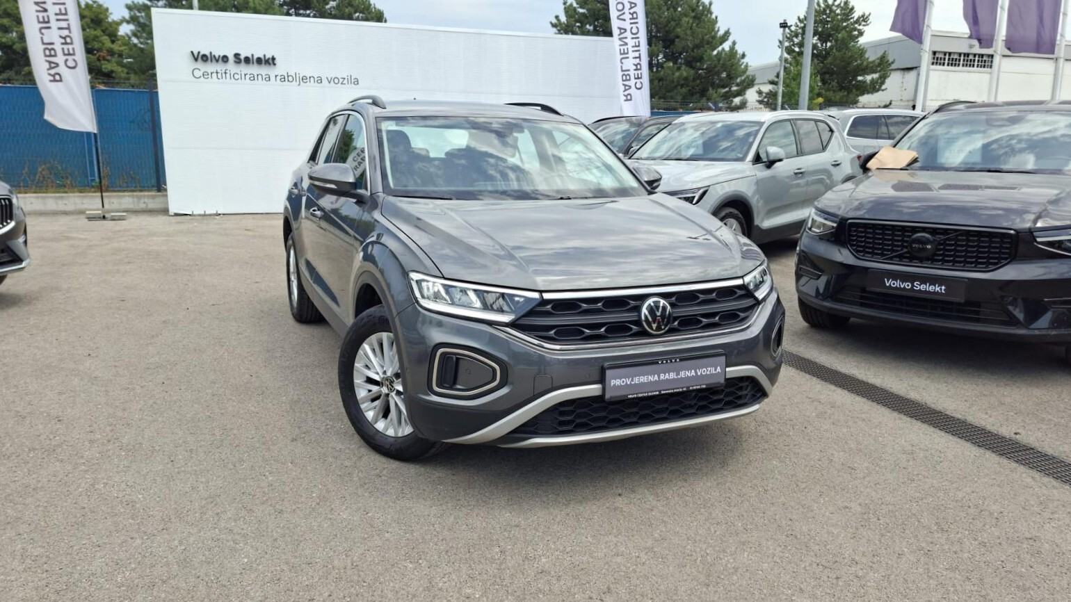 Volkswagen T-Roc 1.0 TSI LIFE, HR. porijeklo, Prvi Vlasnik, Jamstvo, pogled izvana - slika 3