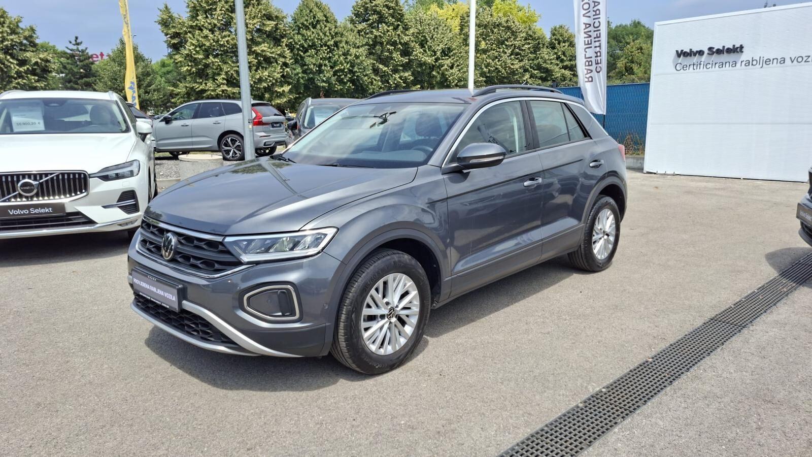 Volkswagen T-Roc 1.0 TSI LIFE, HR. porijeklo, Prvi Vlasnik, Jamstvo, fotografija 12
