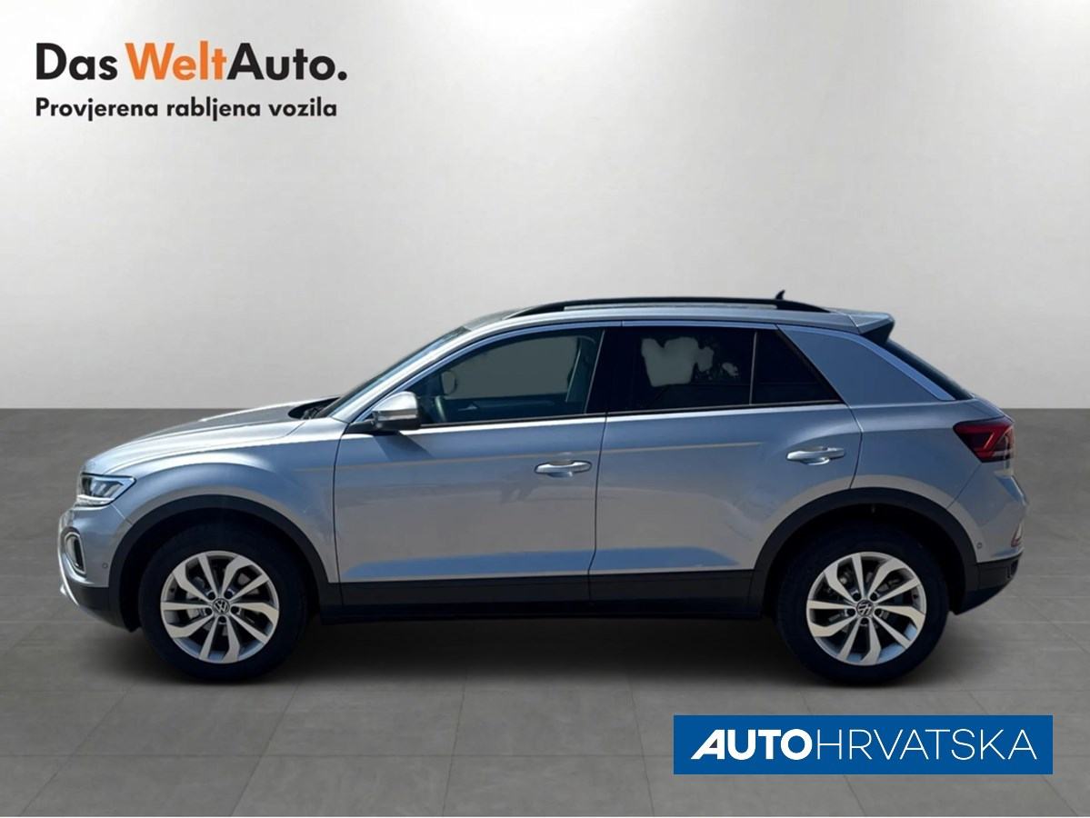 VOLKSWAGEN T-ROC 1.5 TSI, 24.990,00 €, fotografija 2