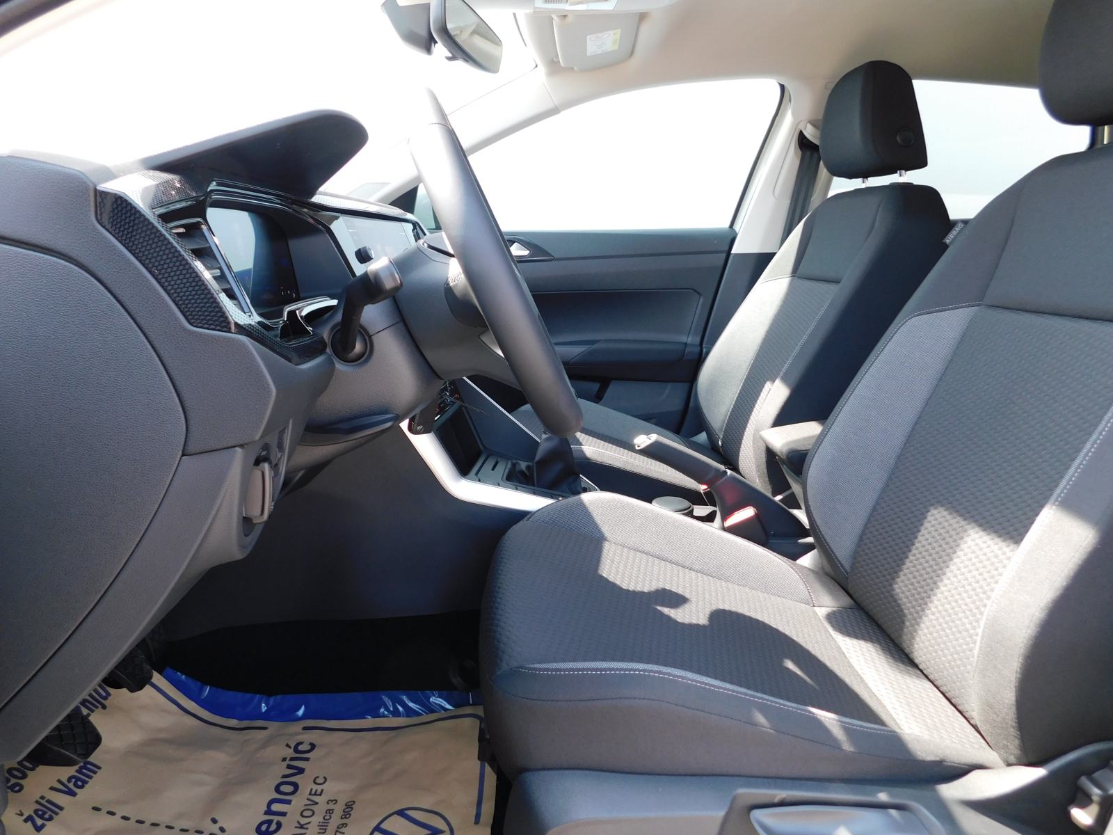 Volkswagen TAIGO 1.0 TSI 4Life, fotografija 8