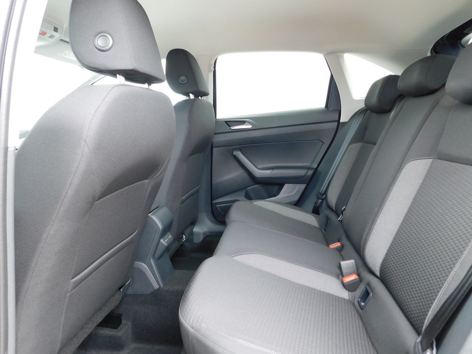 Volkswagen TAIGO 1.0 TSI Life Plus, fotografija 11