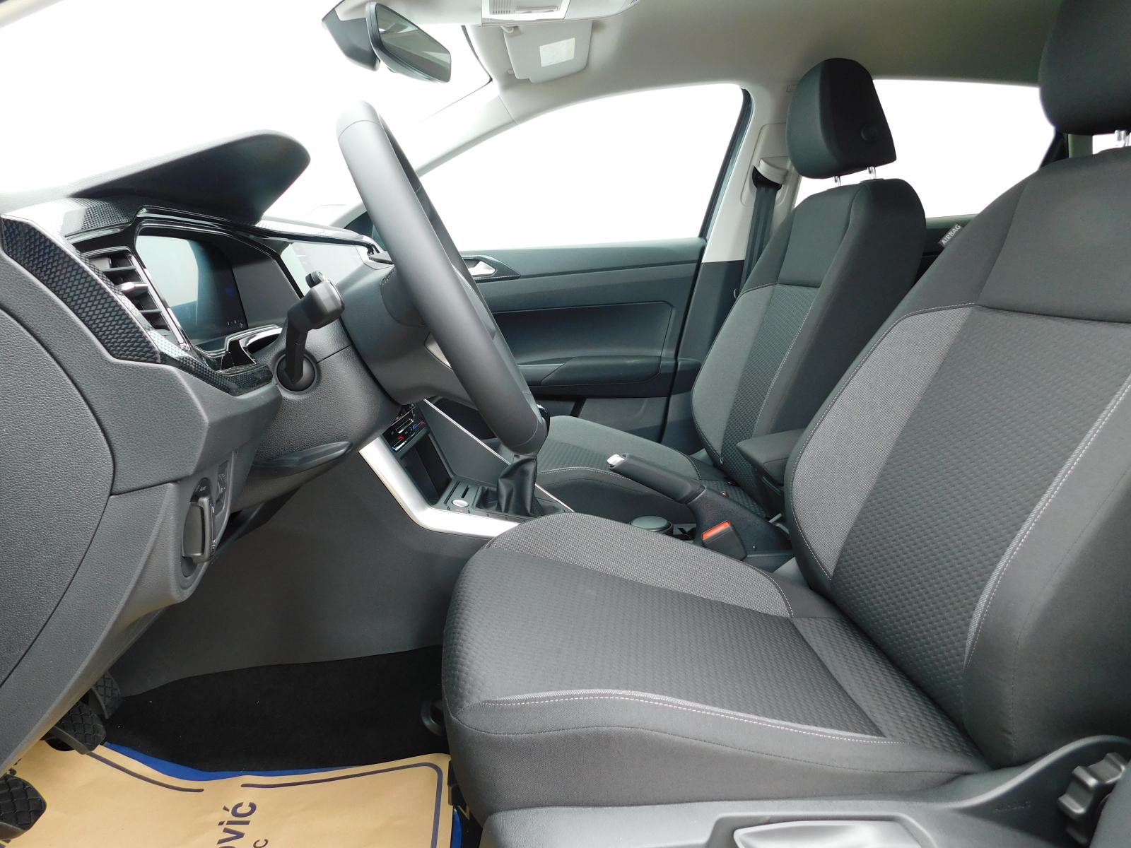Volkswagen TAIGO 1.0 TSI Life Plus, fotografija 8
