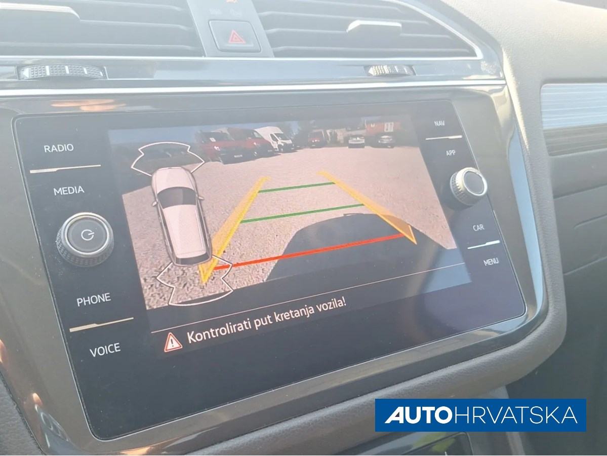 VOLKSWAGEN TIGUAN 1.5 TSI, 29.900,00 €, fotografija 12