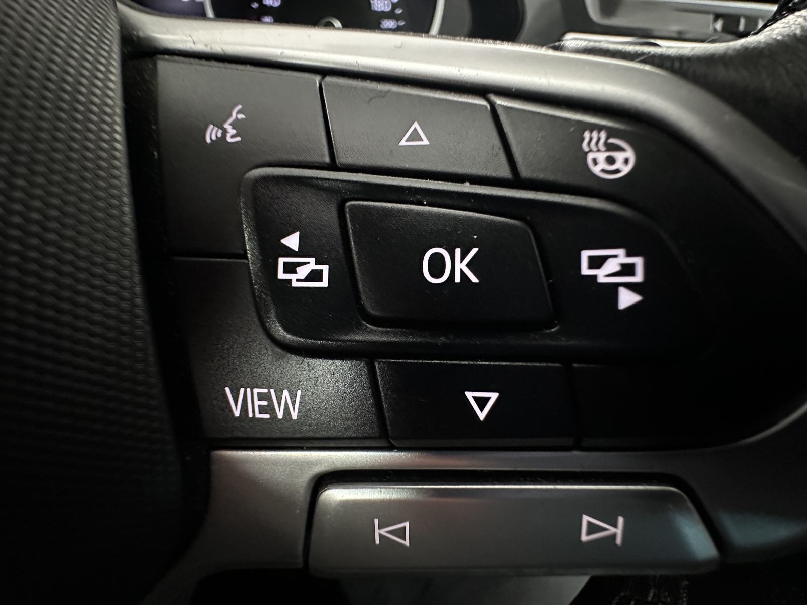 Volkswagen Tiguan 2.0 TDI 110kW.NEMŠKI+4ALU.NAVI.AUT.GRET.SED.LED, fotografija 12
