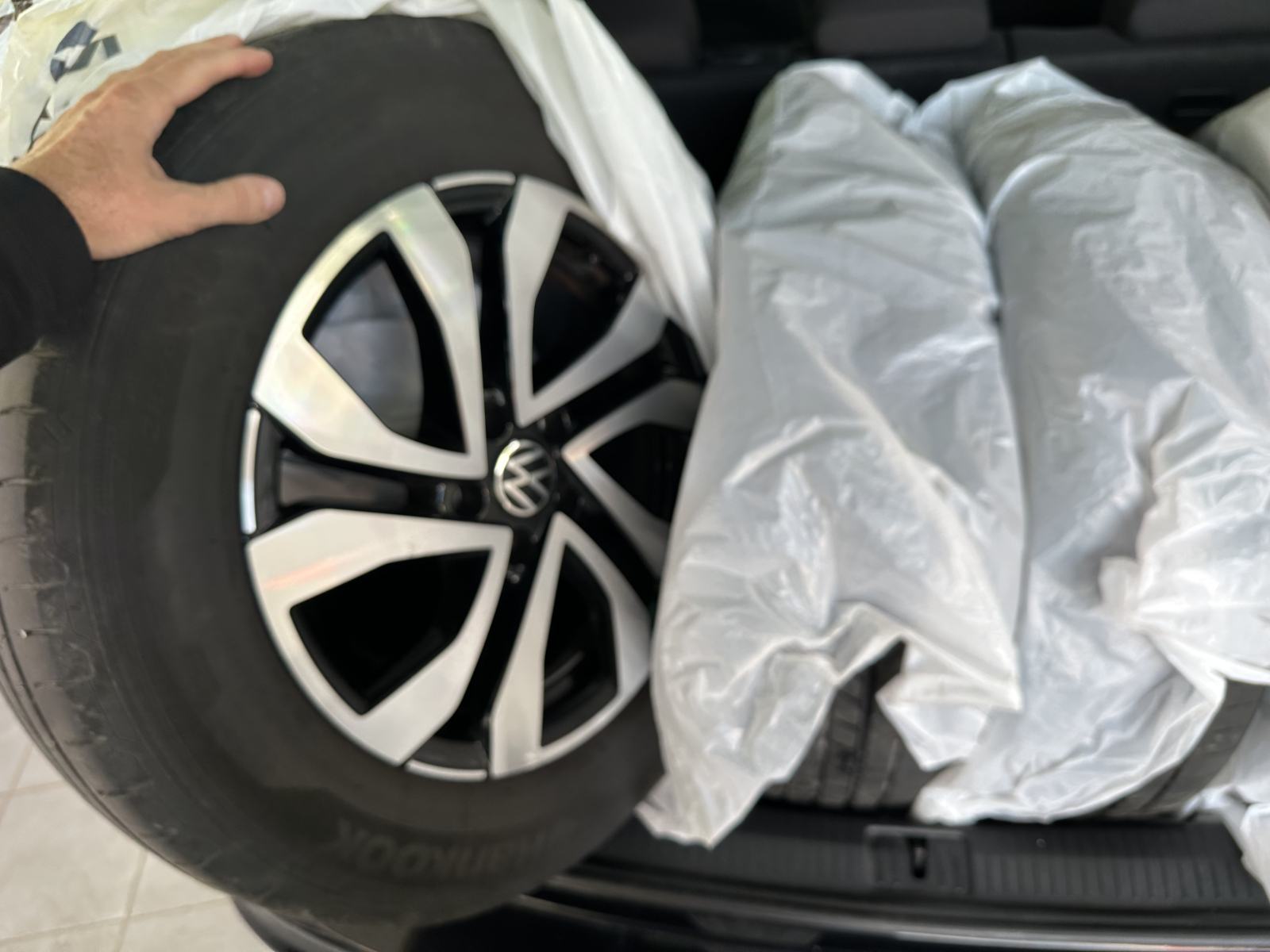 Volkswagen Tiguan 2.0 TDI 110kW.NEMŠKI+4ALU.NAVI.AUT.GRET.SED.LED, fotografija 18