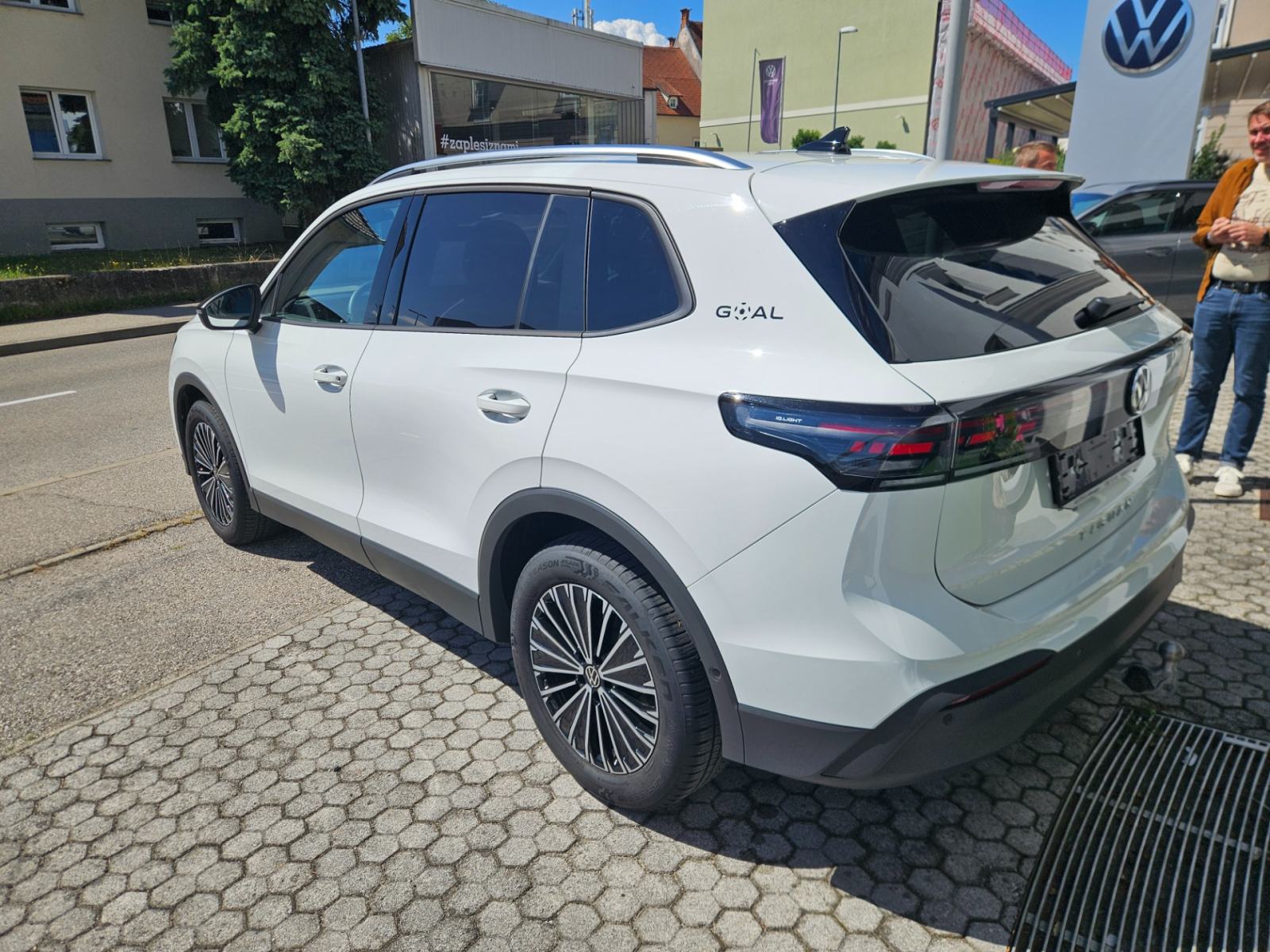 Volkswagen Tiguan 2.0 TDI BMT Life DSG, fotografija 4