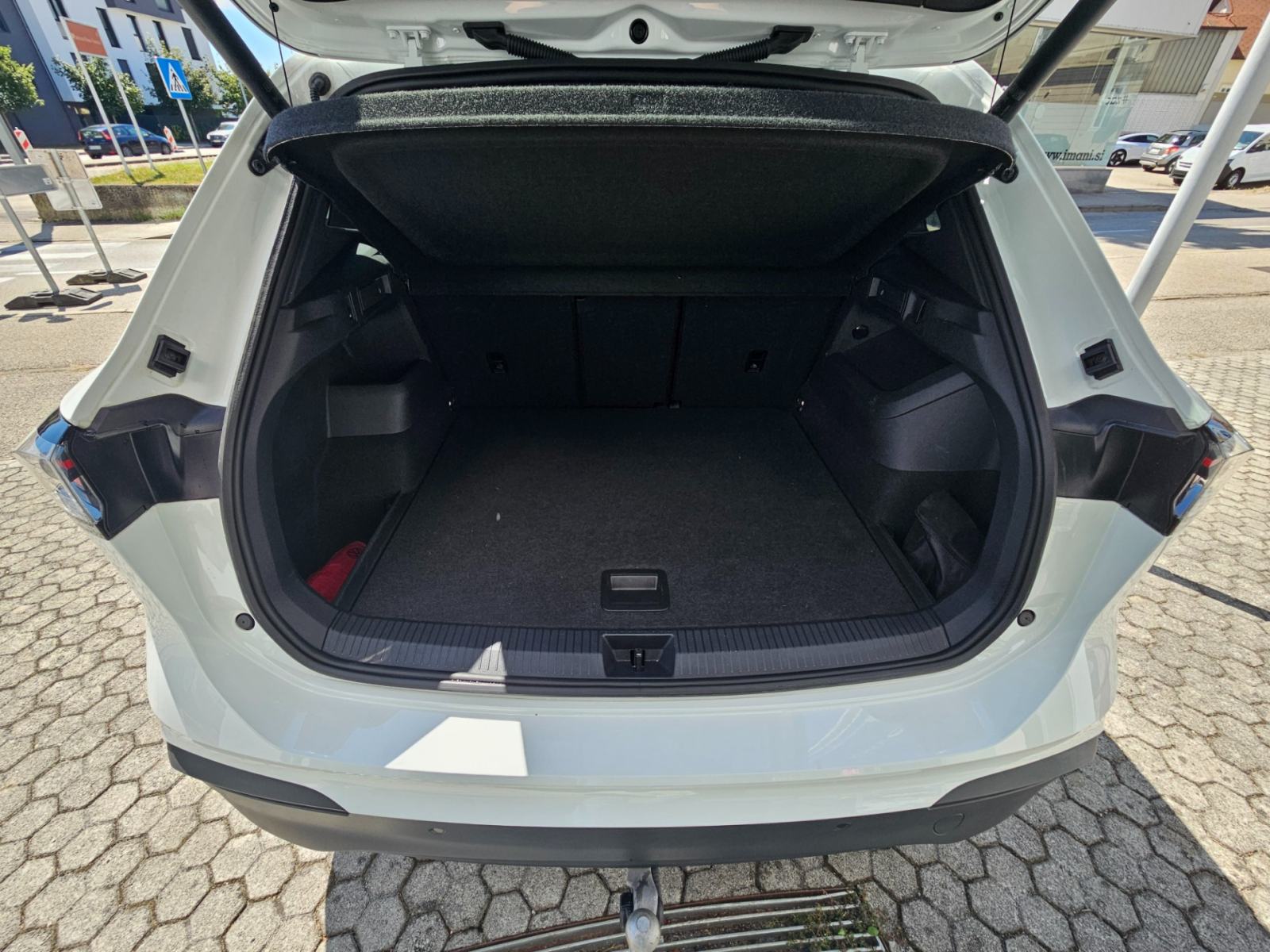 Volkswagen Tiguan 2.0 TDI BMT Life DSG, fotografija 6