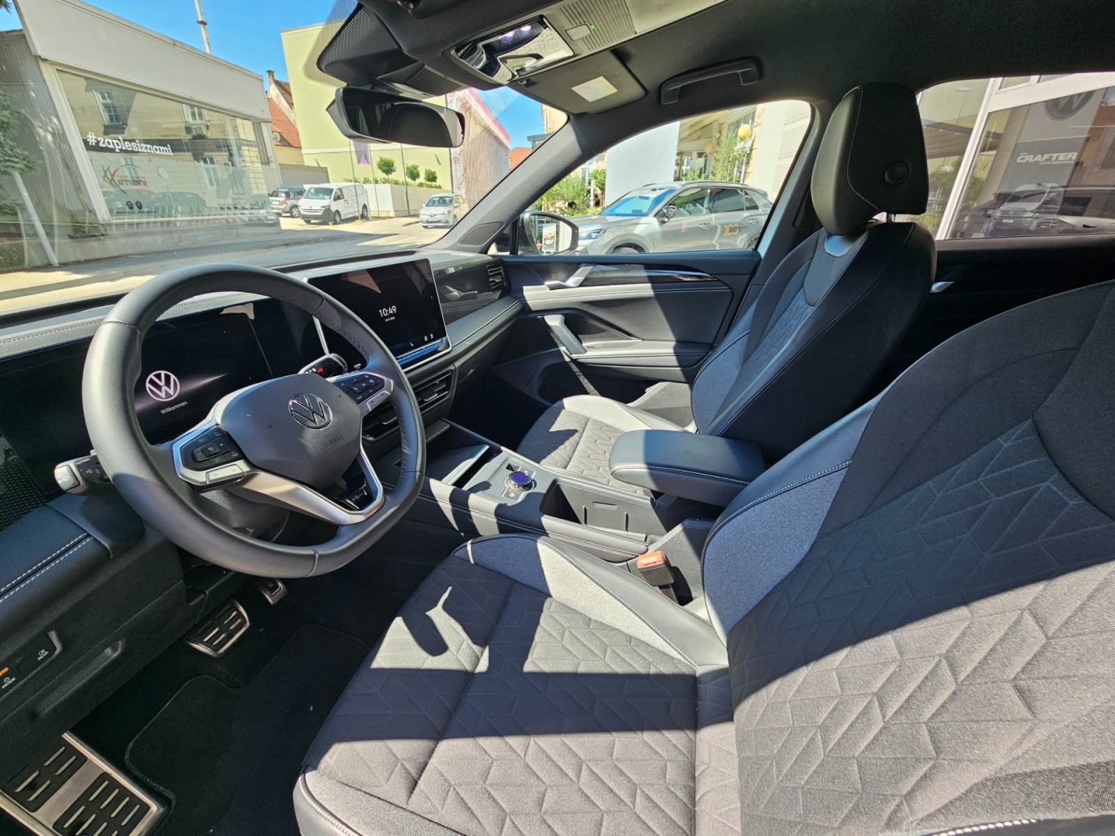 Volkswagen Tiguan 2.0 TDI BMT Life DSG, fotografija 7