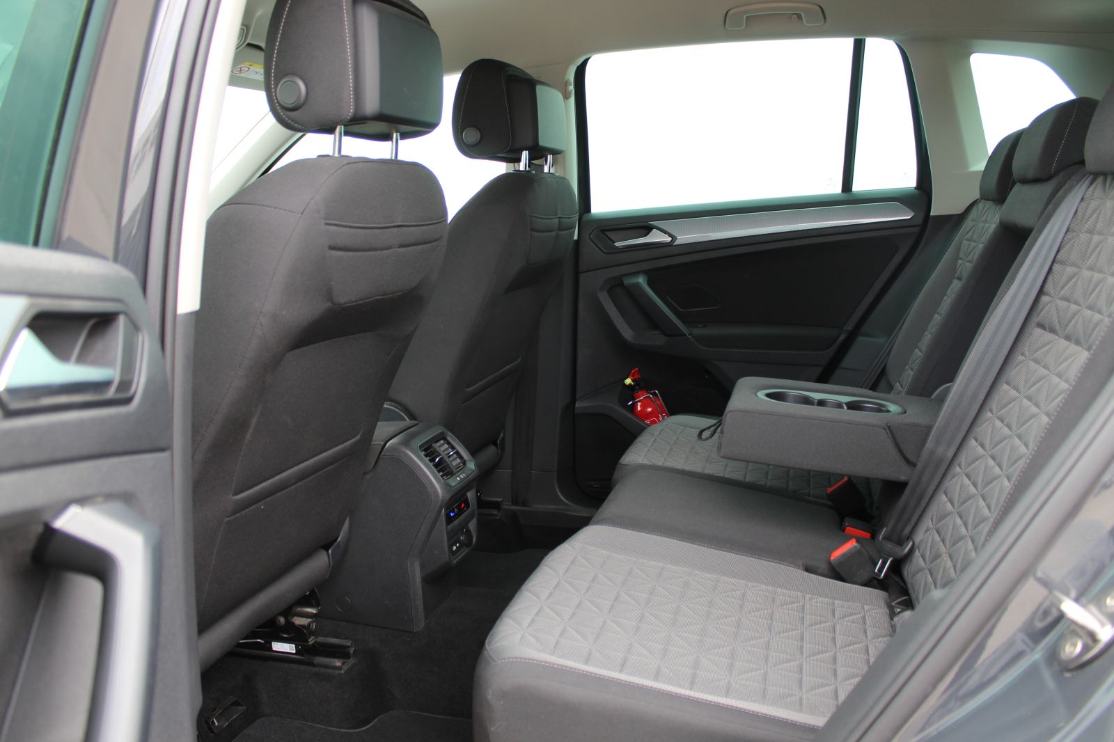 Volkswagen TIGUAN 2.0 TDI Life-LEASING BEZ UČEŠĆA!, fotografija 11
