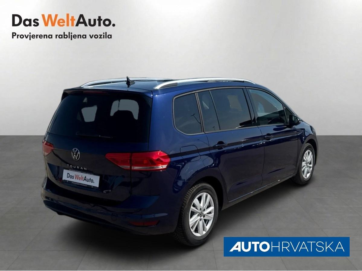 VOLKSWAGEN TOURAN 1.5 TSI DSG, 23.490,00 €, fotografija 5