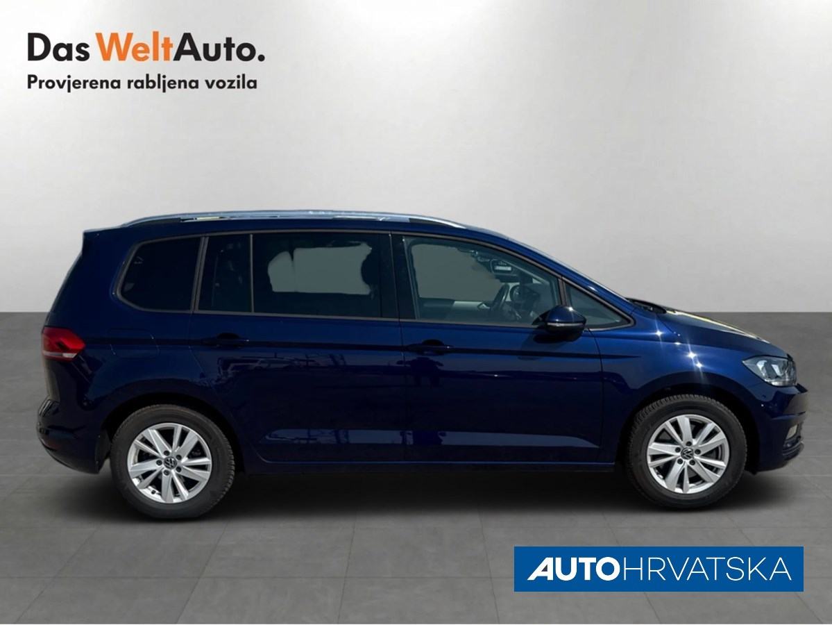VOLKSWAGEN TOURAN 1.5 TSI DSG, 23.490,00 €, fotografija 6