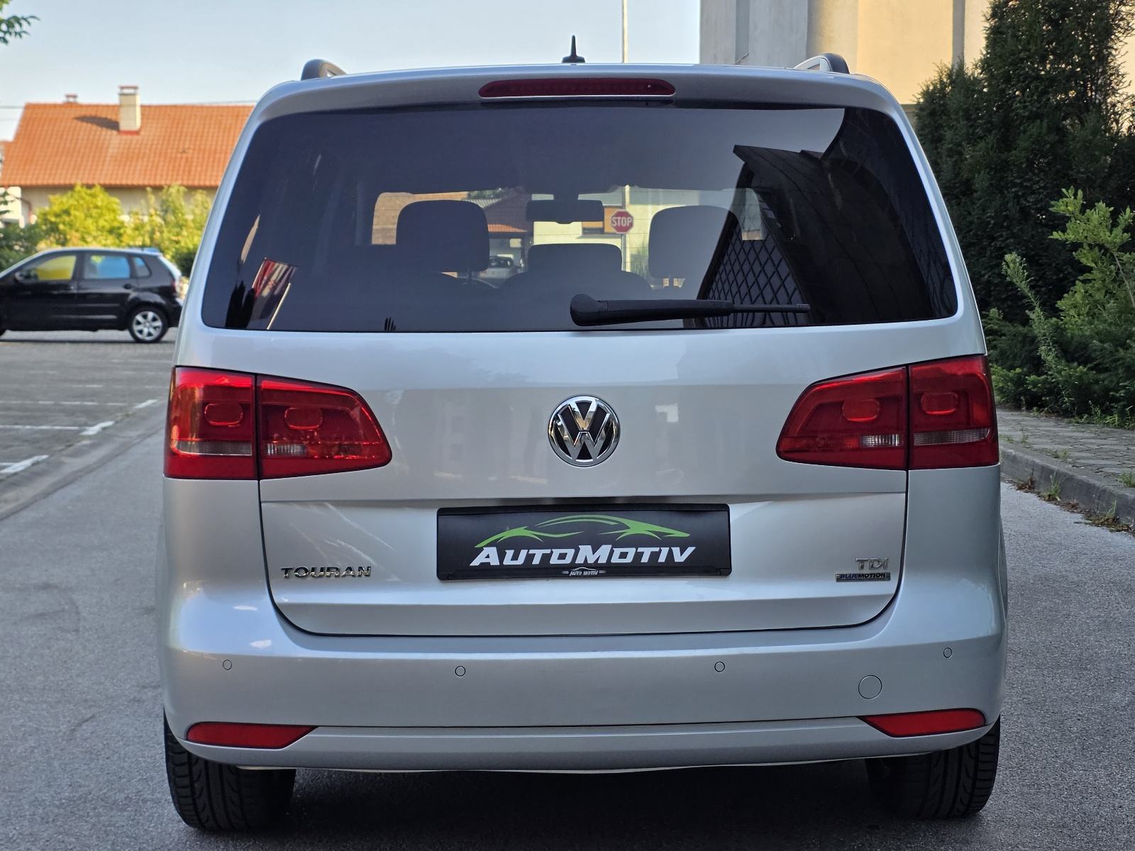 VOLKSWAGEN TOURAN 1.6 TDI COMFORTLINE - *7 SJEDALA - SERVISNA KNJIGA*, fotografija 8